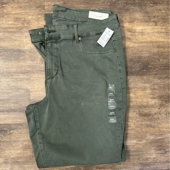 Maurices Pants - Maurice’s mid-rise denim flex 22w